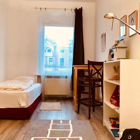 Feel At Apartment