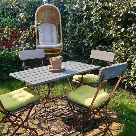 Homestay Ferienwohnung Mit Garten *