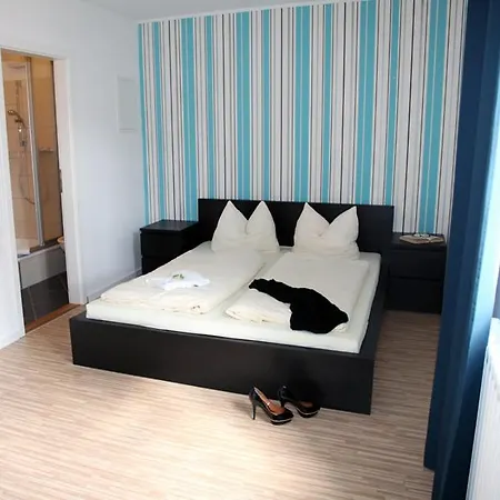 Main Station Hotel & Hostel 3*
