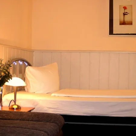 Hotel-pension Ariane Am Kurfurstendamm Vendégház 3*