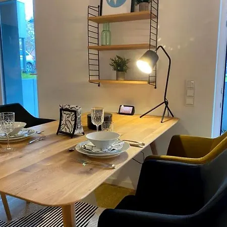 Tesla / Gruenheide Wohnung Hochwertig Moebliert Apartment Berlin