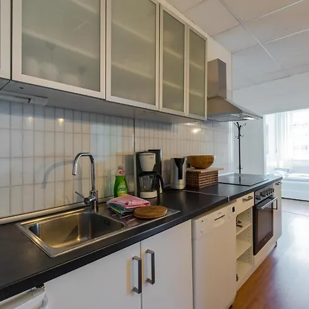 Apartment Spacious And Modern Furnished For 10 Guests *