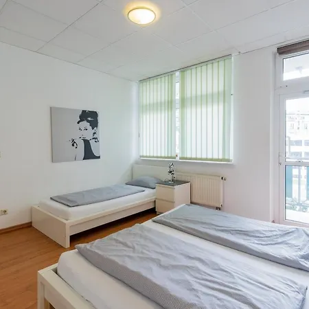 Apartment Spacious And Modern Furnished For 10 Guests Berlin