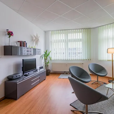 Spacious And Modern Furnished For 10 Guests *