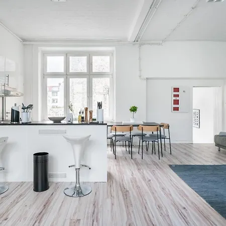 Limehome Neue Strasse