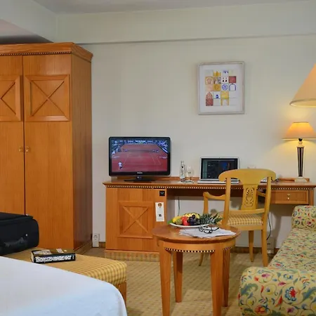 Hotel Domicil By Golden Tulip