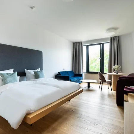Numa Drift Aparthotel 4*
