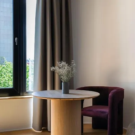 Numa Drift Aparthotel 4*