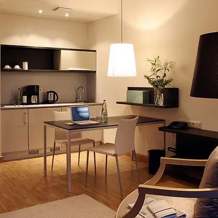 Townhouse 4*