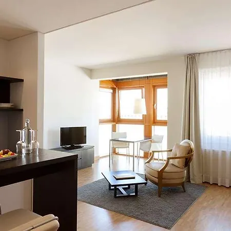 Townhouse Апарт-отель 4*