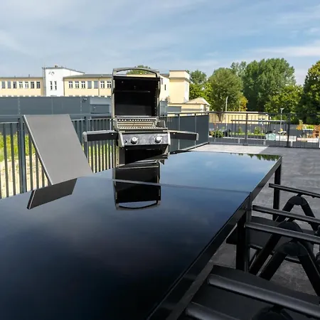 Monteurzimmer Pankow Mit Dachterrasse - Nur 10 Min. Von Der A10 - 3 Zimmer/ 7 Betten Gæstehus Berlin