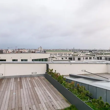 Nena Sapphire By Libeskind Apartment