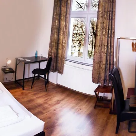 Karlshorst Szálloda 3*