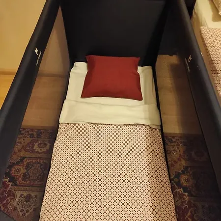 Gunia Guest house