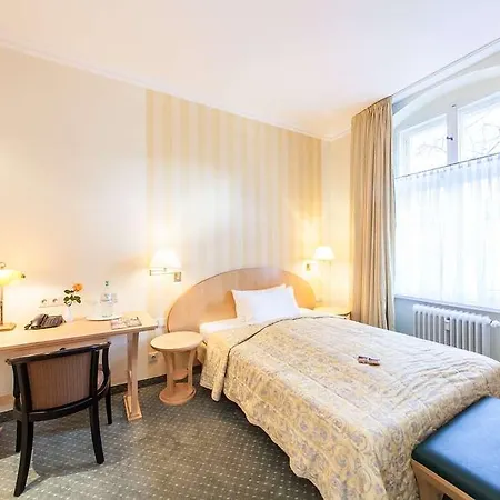 Kronprinz Hotell 3*