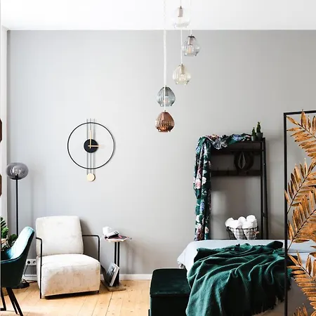 4-zi Urban Design 120m² Brandnew 200mbit Apartment Berlin