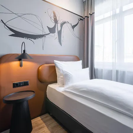 Titanic Comfort Kurfuerstendamm