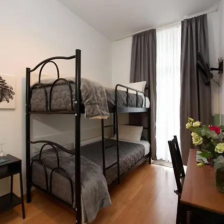 Guest house Hotelroom In N9 Prenzlauer Berg New *