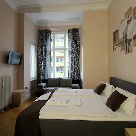 Elegia Am Kurfuerstendamm Berlin