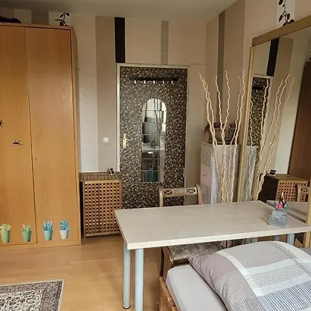 Im Grunen Homestay *