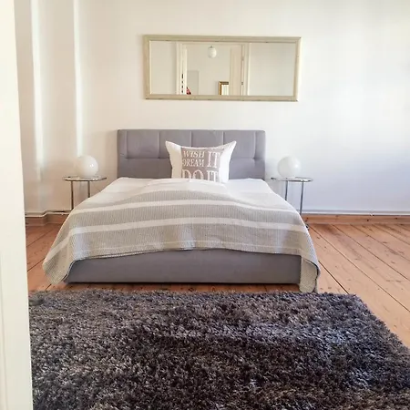 Primeflats - Apartment Charlotte Berlin Prenzlauer Berg