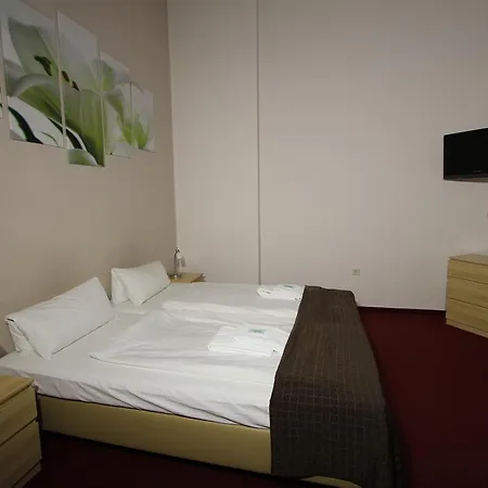 Elegia Am Kurfuerstendamm Berlin
