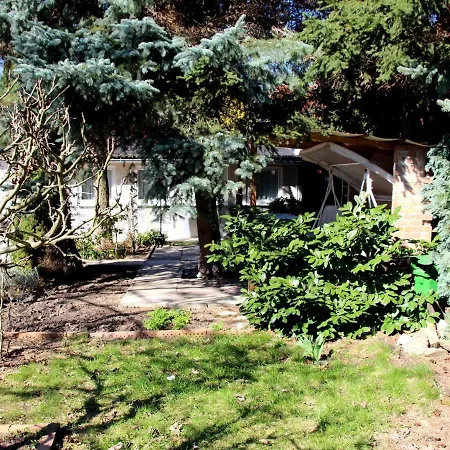 Gartenidyll In *