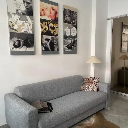 Luxury 60m2 In Wilhelmstadt Apartment