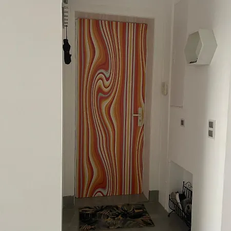 Luxury 60m2 In Wilhelmstadt Apartment