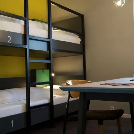 Grand Urban Hostel