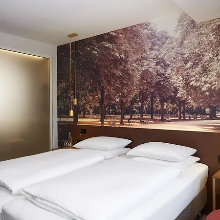 Hotel Hyperion