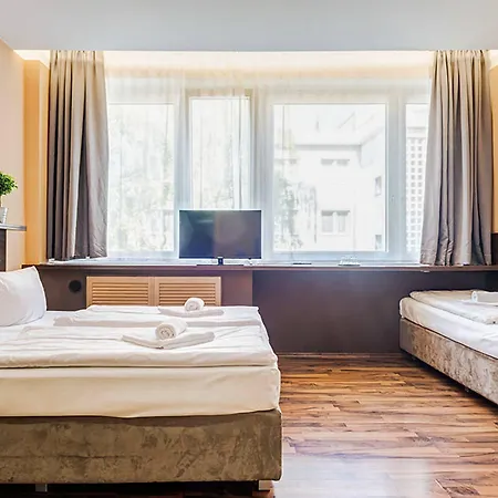 Hotel Arktur 3*