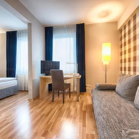 Hotel Enjoy City Messe 3*