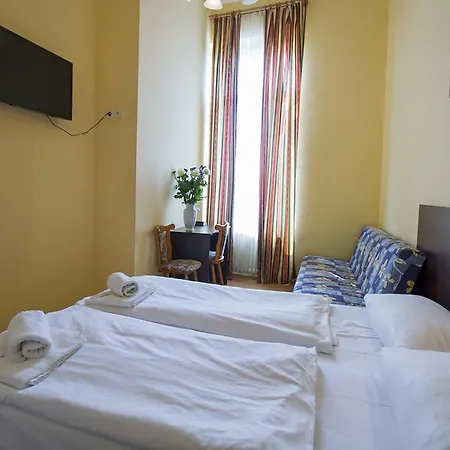 Am Stuttgarter Eck Отель 2*