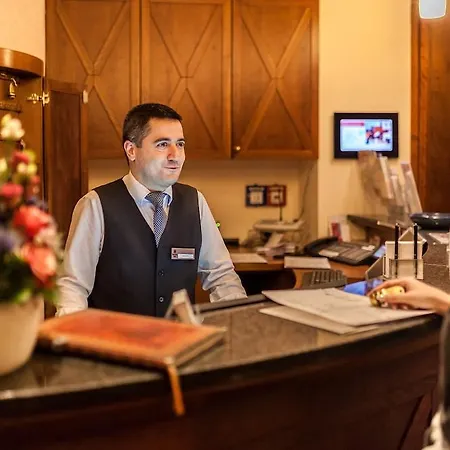 Hotel Martas Berlin-mitte 3*
