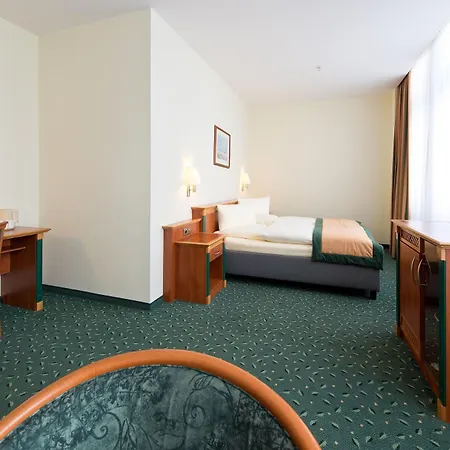 Hotel Steglitz International 4*