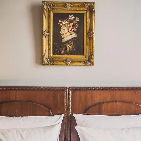 Henri Kurfuerstendamm Hotel Berlin