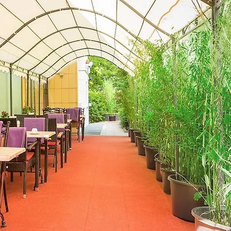 Alecsa Am Olympiastadion Hotel