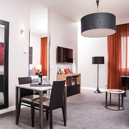 Adina Checkpoint Charlie Aparthotel Berlino