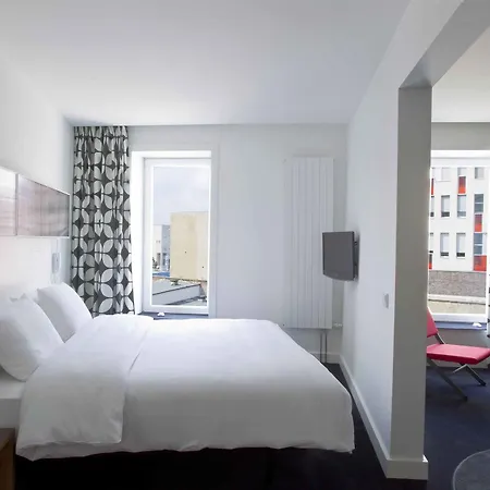 Hotel Gat Point Charlie 3*