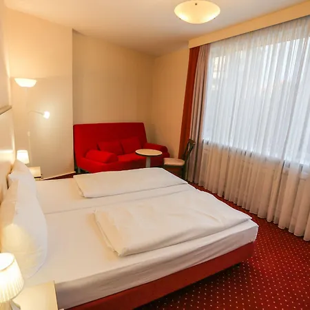 Hotel Kurfuerstendamm 3*