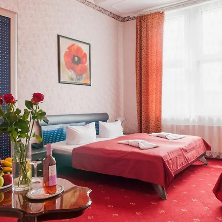 מלון Bellevue Am Kurfuerstendamm 3*