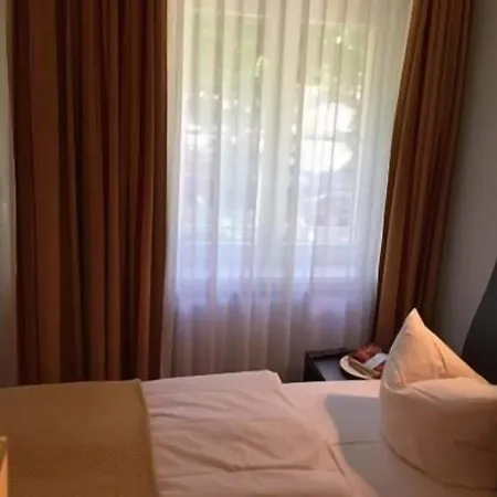 Daemeritzseehotel Hotel
