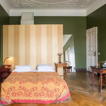 Art Nouveau Am Kurfuerstendamm Berlin