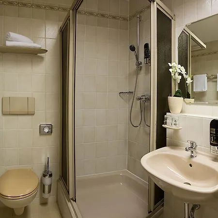 Hotel Wittelsbach Am Kurfuerstendamm Berlin