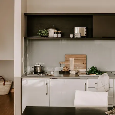Townhouse 4*