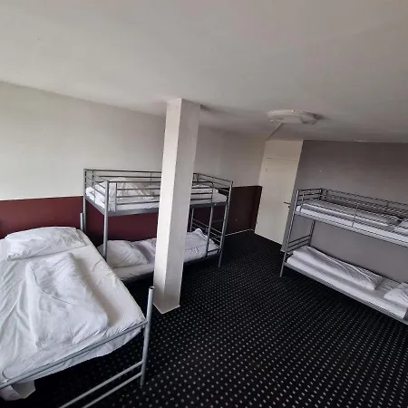Hostel Isas
