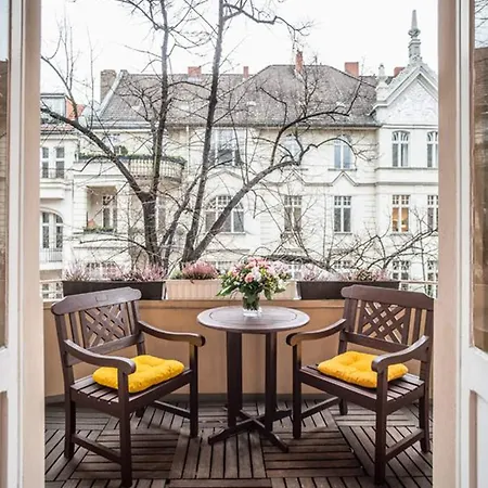 Augusta Am Kurfuerstendamm 3*
