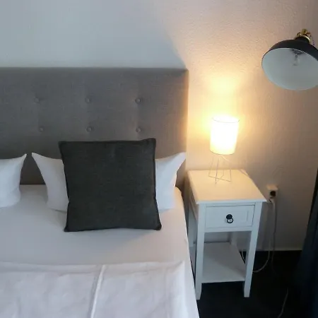 Lindenufer Hotel 3*