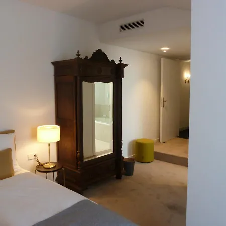 Hotel Lindenufer 3*